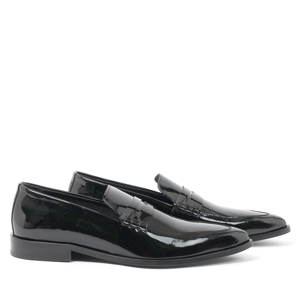 SHARP TOE LOAFERS BLACK PATENT LEATHER