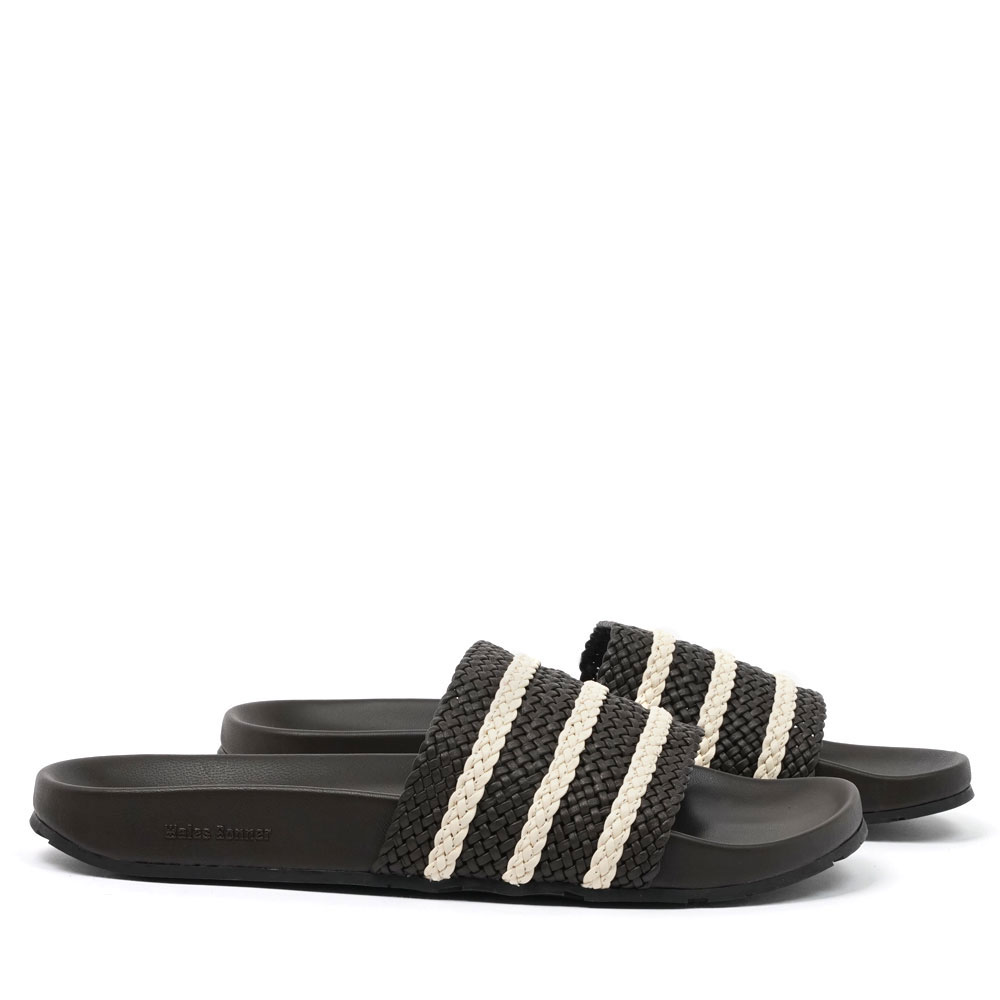 WB ADILETTE JR0229 DBROW