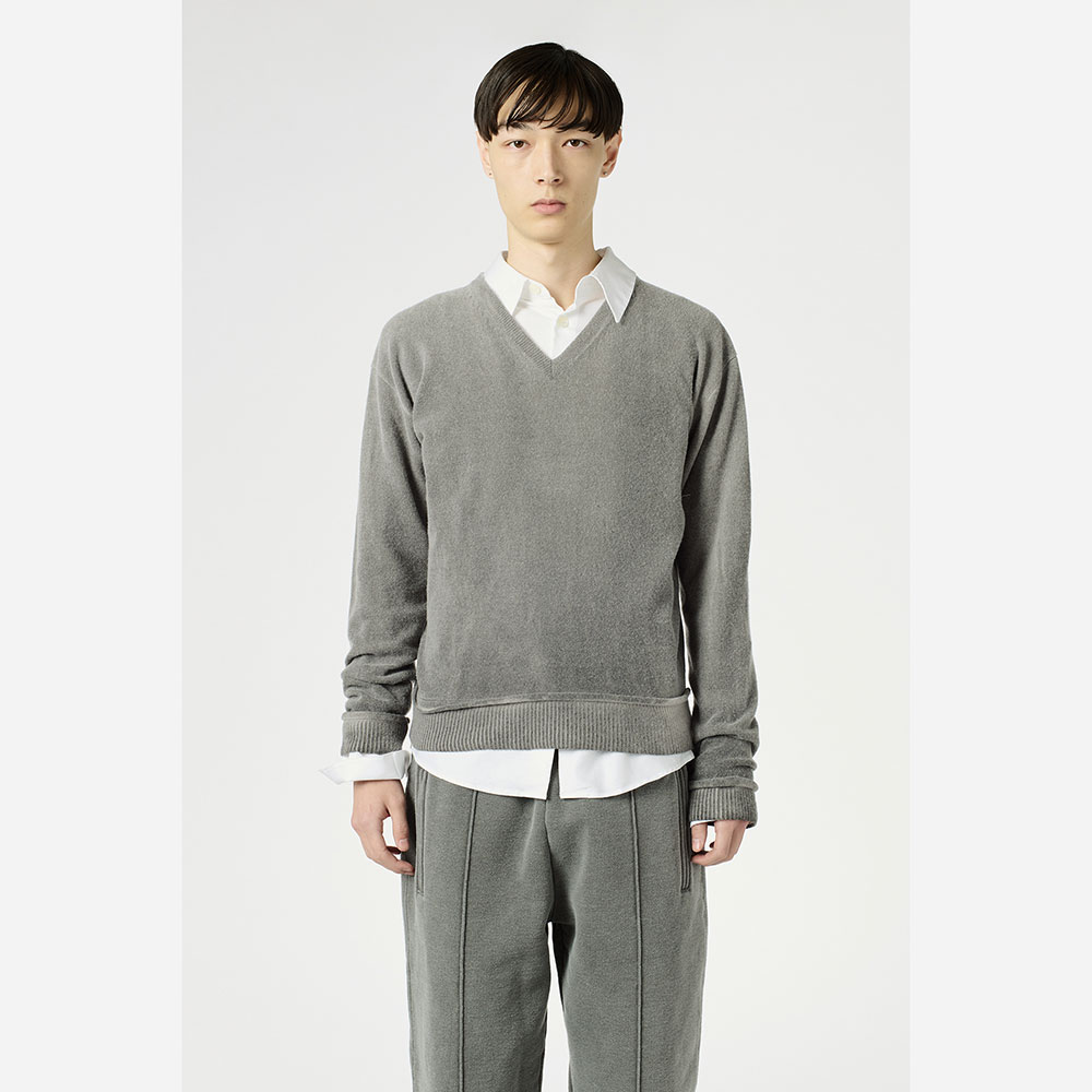 JKPT STORE / PARALLEL V-NECK GREY SPRAY DYE CHERUB WOOL