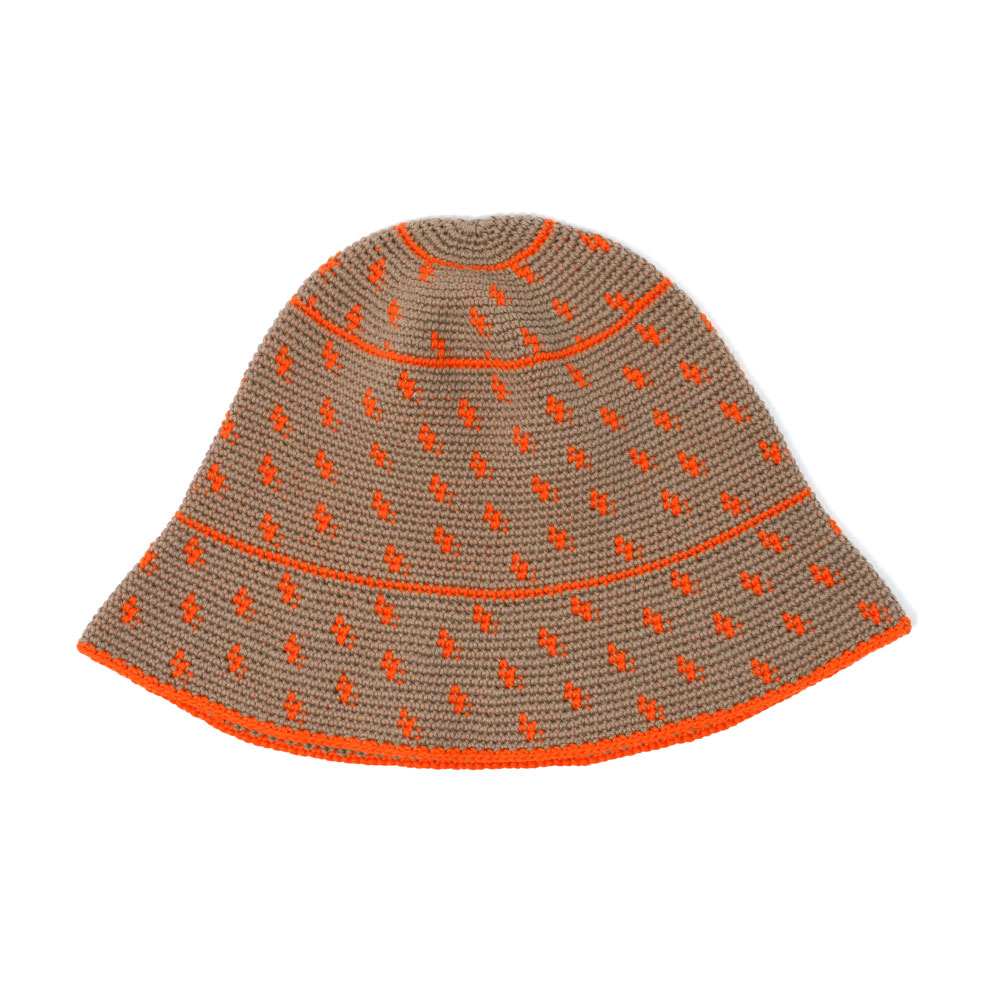A HAT NAMED WANDA MES