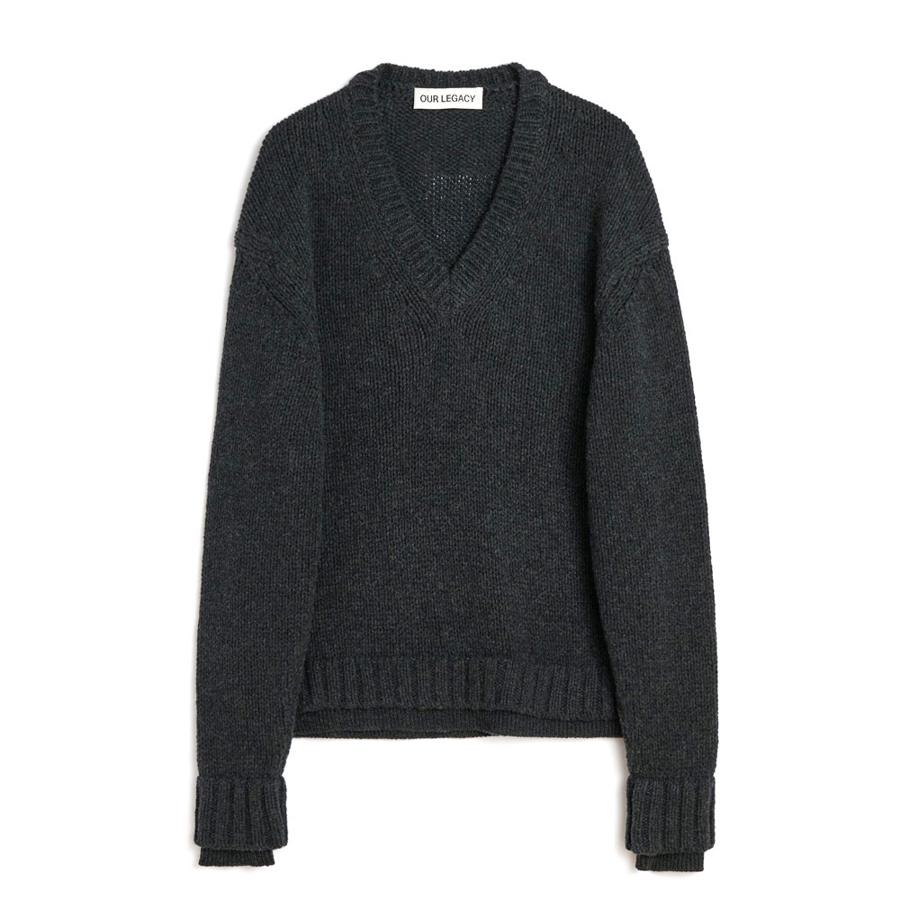 FALSE V-NECK CHARCOAL LOW TWIST MERINO